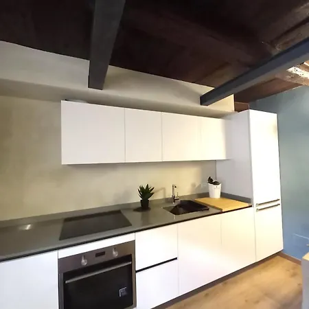 Riva Est Apartament Appartement